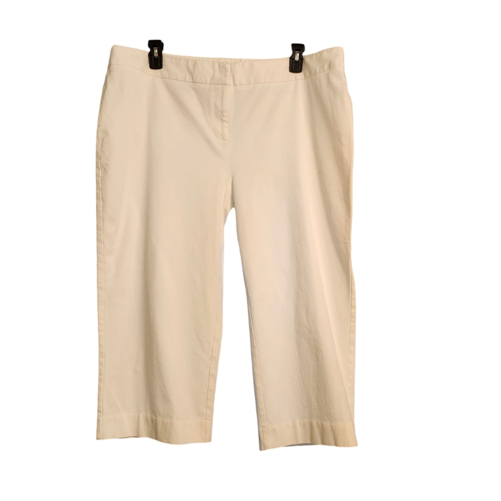 INC WOMEN'S WHITE CAPRIS SIZE 20W